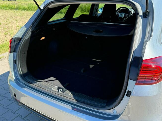 Kia Cee'd Lift*Led*Carplay*Kamera*GrzanaKierownica/Fotele*NiskiPrzebieg*Tempomat