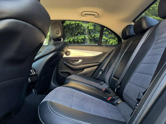 Mercedes E 220 4 Matic W213 Sedan 2.0d 194KM 2019r PL Salon, 9G-Tronic, Kamera, FV23%