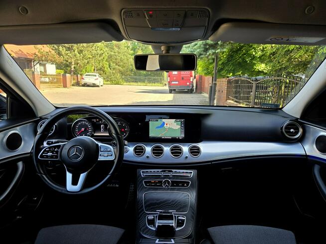 Mercedes E 220 4 Matic W213 Sedan 2.0d 194KM 2019r PL Salon, 9G-Tronic, Kamera, FV23%
