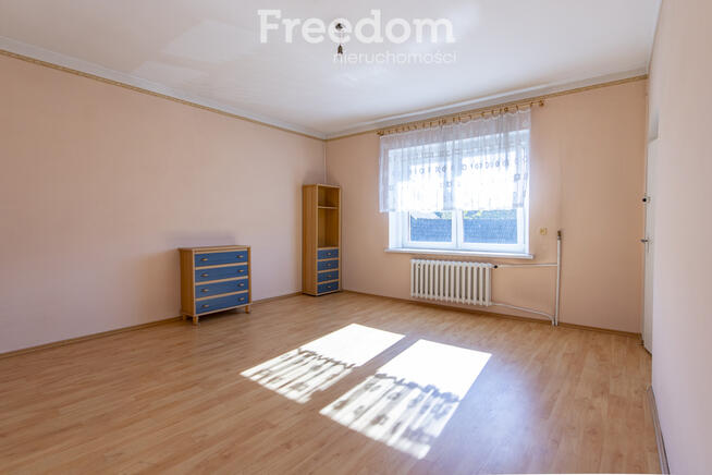 Posesja z dużą działką w atrakcyjnej cenie!