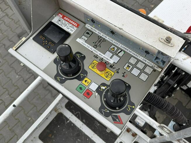 Mercedes Sprinter Zwyżka Podnośnik Koszowy VERSALIFT VTX-240 UDT Wysokość Podnoszenia 24m (Multitel