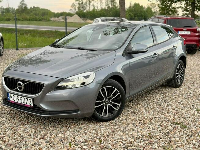 Volvo V40 FullLed_Digital_2.0diesel_NiskiPrzebieg_
