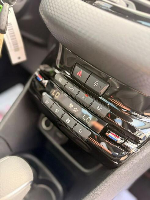 Peugeot 2008 GT_Line_Automat_BialaPerła