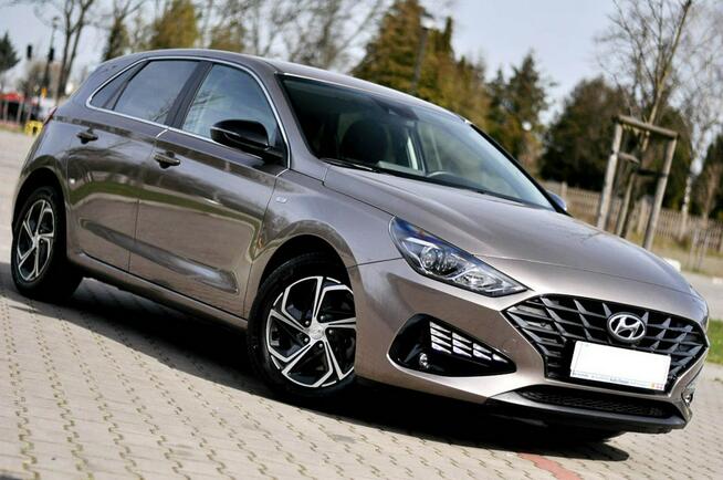 Hyundai i30 _1.5 T GDI 160KM 48V_Premium_Navi_Led_Kamera_