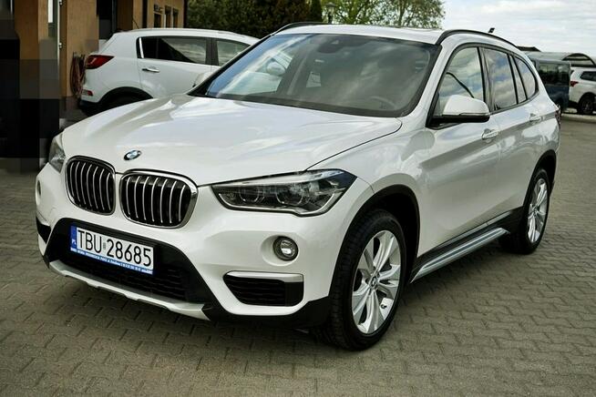 BMW X1 1,5d NAVI, skóra, alu R18, panorama, 2017r.