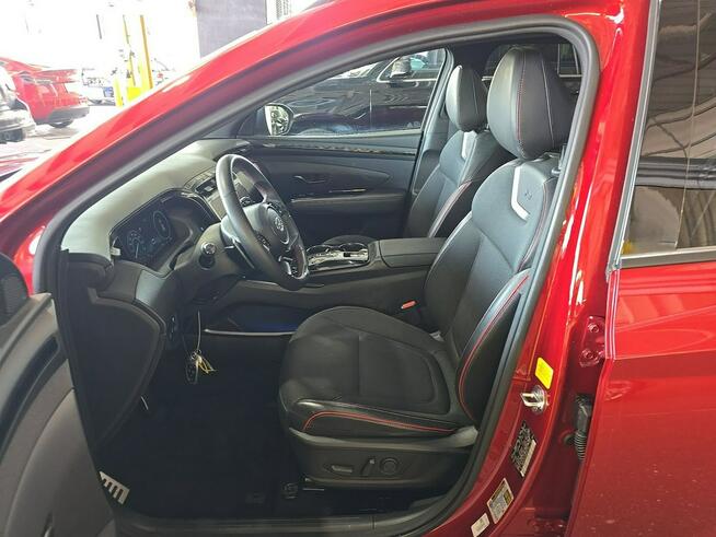 Hyundai Tucson 4x4 / Hybryda / bogata wersja wyposażenia