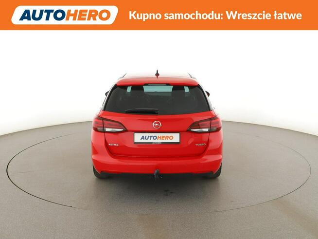 Opel Astra FULL LED, hak, duże radio, manual