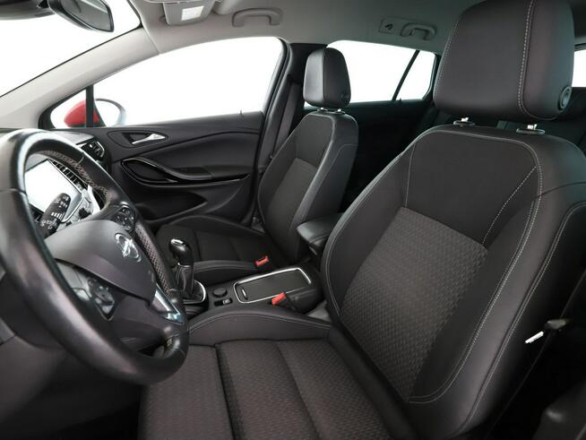 Opel Astra FULL LED, hak, duże radio, manual