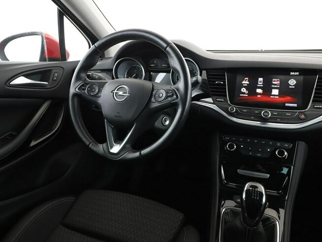 Opel Astra FULL LED, hak, duże radio, manual