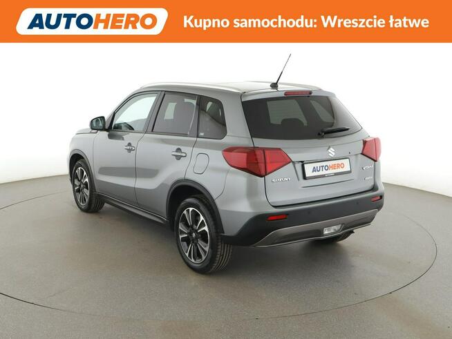 Suzuki Vitara automat 4x4 panorama navi kamera grzane fotele ACC