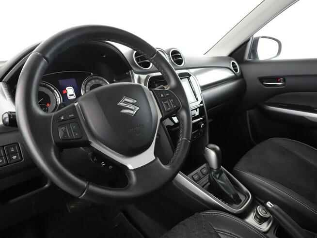 Suzuki Vitara automat 4x4 panorama navi kamera grzane fotele ACC