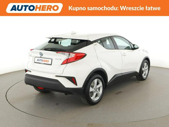 Toyota C-HR navi kamera grzane fotele ACC LED