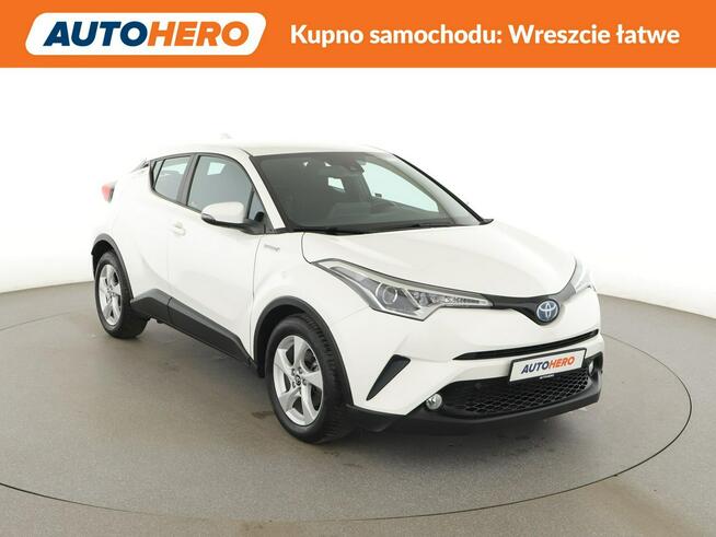 Toyota C-HR navi kamera grzane fotele ACC LED