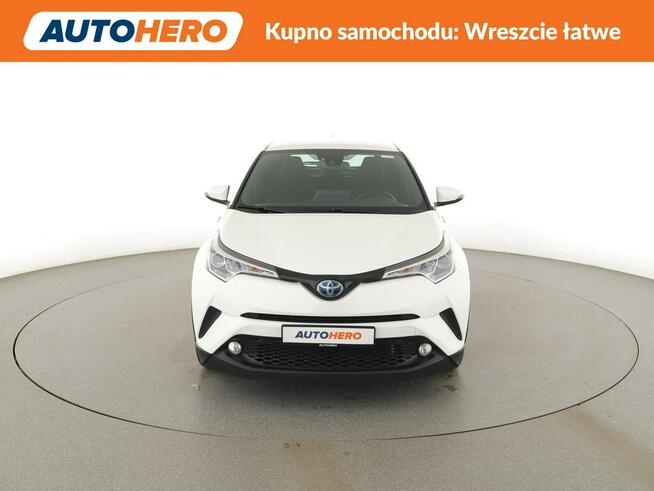 Toyota C-HR navi kamera grzane fotele ACC LED
