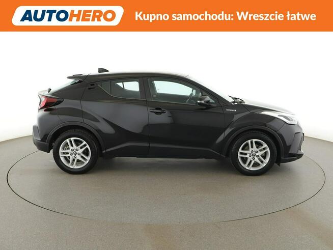 Toyota C-HR HEV automat LED klima auto kamera cofania tempomat ACC asystenci