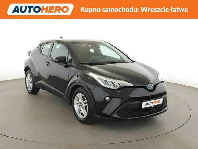 Toyota C-HR HEV automat LED klima auto kamera cofania tempomat ACC asystenci