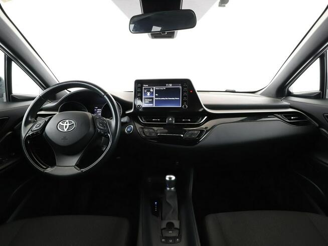 Toyota C-HR HEV automat LED klima auto kamera cofania tempomat ACC asystenci