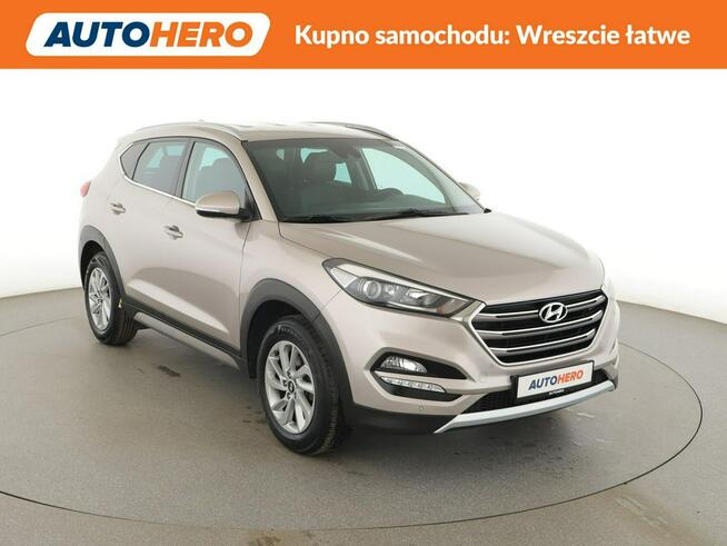 Hyundai Tucson skóra navi PDC grzane fotele tempomat klima-auto.