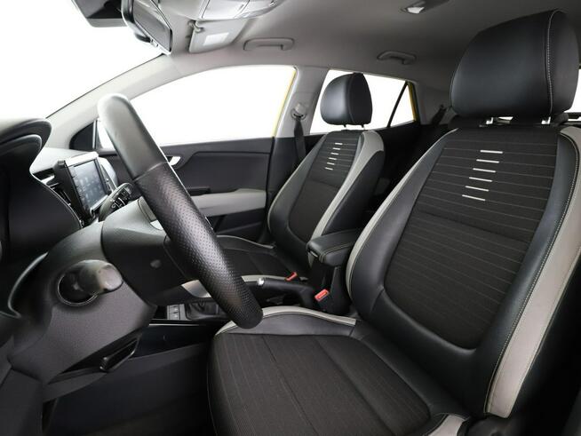 Kia Stonic android auto, grzane fotele, led, kamera, navi, klimatronik, alufelgi