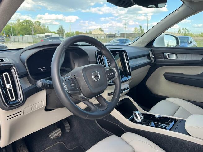 Volvo XC40, 2024