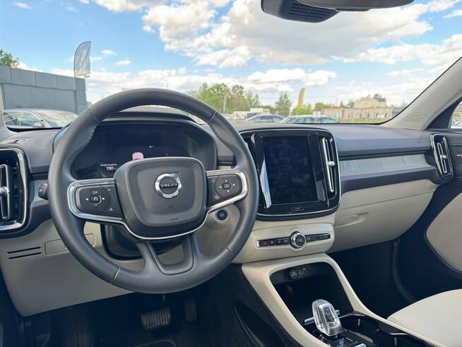 Volvo XC40, 2024