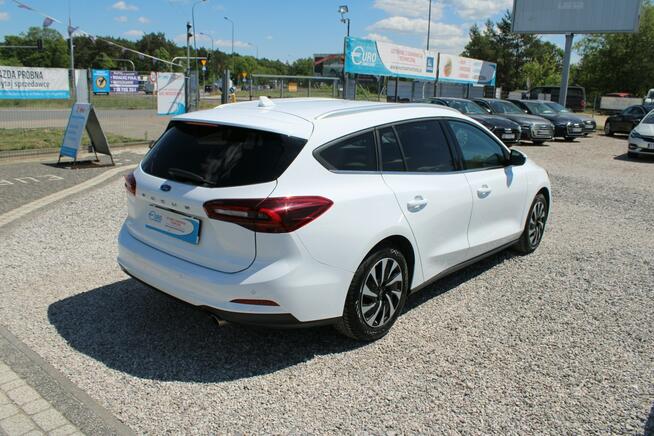 Ford Focus Titanium Gwarancja G.Kierownica Fotele kamera asystent