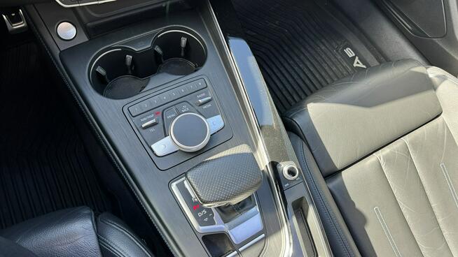 Audi A5 S Line 252KM Panorama Matrix Kamera Virtual El. klapa M Pole Pak.Black