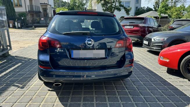 Opel Astra Cosmo 1.6Turbo 180KM Bixenon Navi PDC Fotele sport Navi Alu17 Salon PL