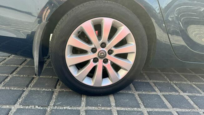 Opel Astra Cosmo 1.6Turbo 180KM Bixenon Navi PDC Fotele sport Navi Alu17 Salon PL