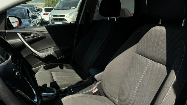 Opel Astra Cosmo 1.6Turbo 180KM Bixenon Navi PDC Fotele sport Navi Alu17 Salon PL