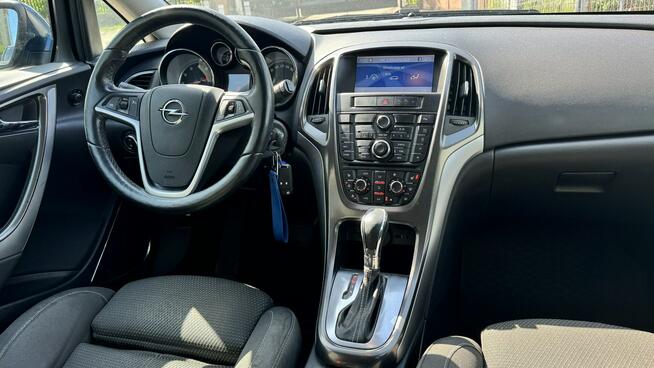 Opel Astra Cosmo 1.6Turbo 180KM Bixenon Navi PDC Fotele sport Navi Alu17 Salon PL