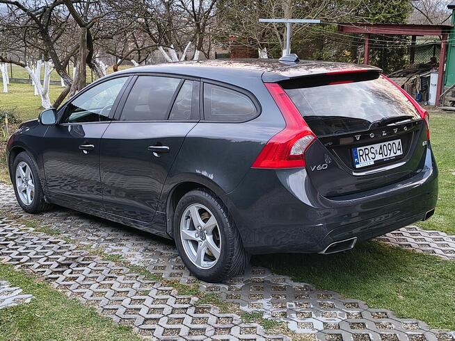 VOLVO V60 D3 Drive-E 2.0 150 KM, 2017 r, 195100 km.