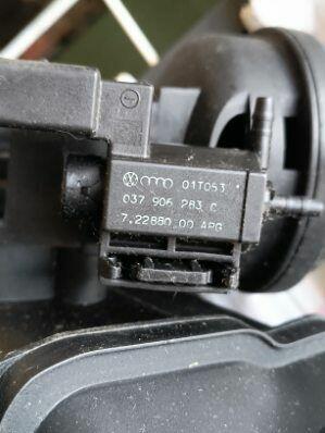 kolektor ssący odlotowy vw audi A4-B6 2000-2004