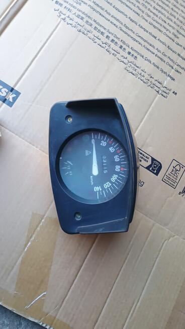 Sprzedam licznik fiat 126 p Z przebiegiem 3115 km
