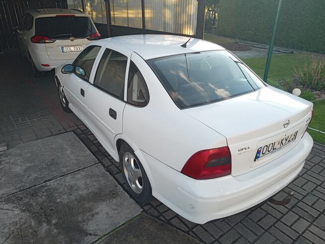 Opel Vectra B 1.8, benzyna, 115 KM
