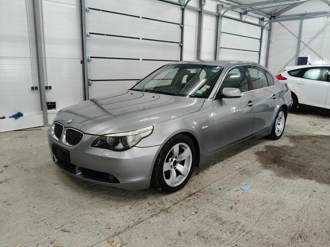 BMW E60 252d sedan, ładny stan, bez rdzy.