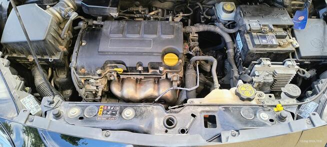 OPEL CORSA E 1,4B 2017r