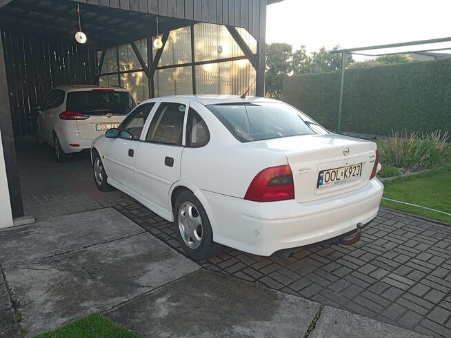 Opel Vectra B 1.8, benzyna, 115 KM
