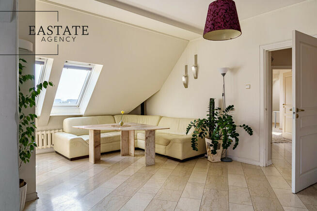 85m² na poddaszu | pracownia | biuro | przy metrze