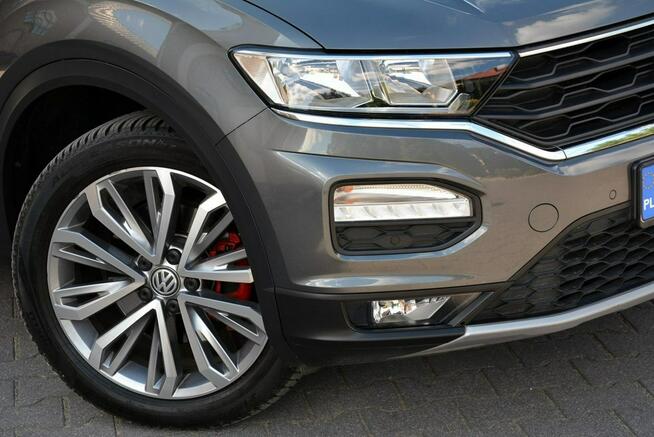 Volkswagen T-Roc Navi Radar ACC Front Assit Lane Assist Led Park Assist Hak ASO Alu18"
