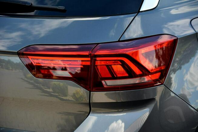 Volkswagen T-Roc Navi Radar ACC Front Assit Lane Assist Led Park Assist Hak ASO Alu18"