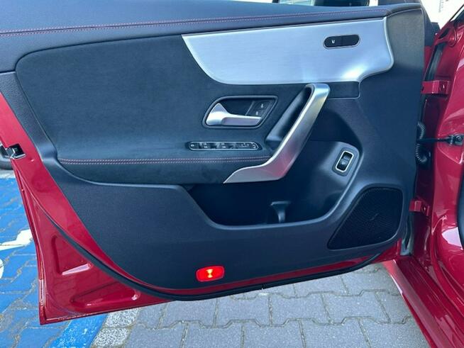 Mercedes CLA 200 200 AMG 1.3 163 KM 7G-DCT kamera ambient led fv23%