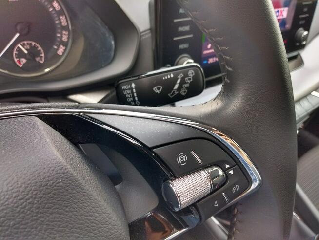 Škoda Octavia 1.5 TSI 150km ambition kamera led smartlink fv23%