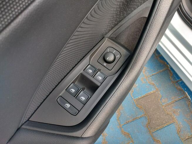 Škoda Octavia 1.5 TSI 150km ambition kamera led smartlink fv23%