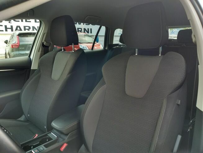 Škoda Octavia 1.5 TSI 150km ambition kamera led smartlink fv23%