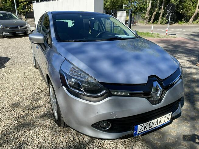 Renault Clio 1.2 16V instalacja gazowa panorama