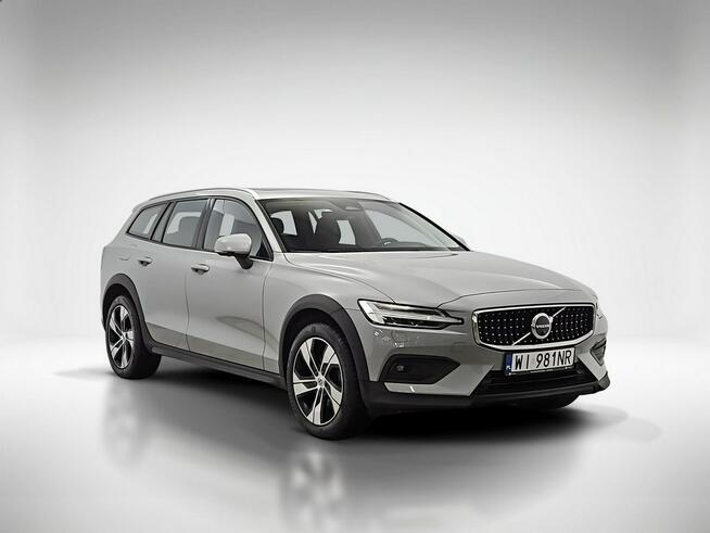 Volvo V60 Cross Country Ultimate B4 D AWD aut ! Z Polskiego Salonu ! Faktura Vat !