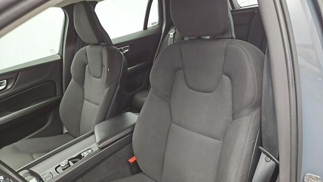 Volvo V60 B3 B Momentum Pro aut ! Z Polskiego Salonu ! Faktura Vat !