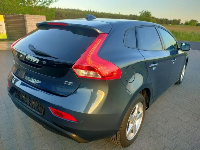 Volvo V40 2.0 D2 Momentum Automat Klimatyzacja PDC Nawigacja