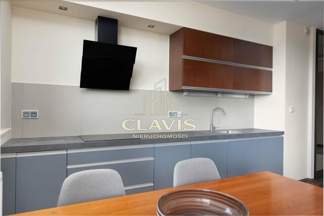 Komfortowy apartament w okolicy Centrum Biznesowego